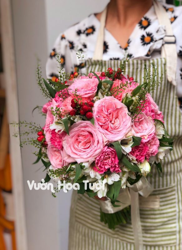 Bó hoa cưới Hồng Ohara