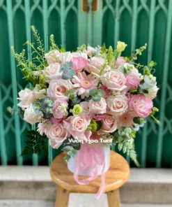 Lẵng Hoa Hồng Kem Sinh Nhật Cát Tường