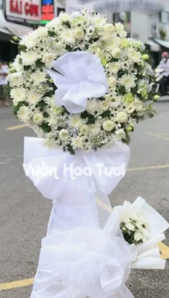 Kệ hoa tang chia buồn