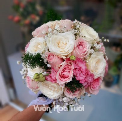 Bó hoa cầm tay cô dâu Hồng Dâu HCT01