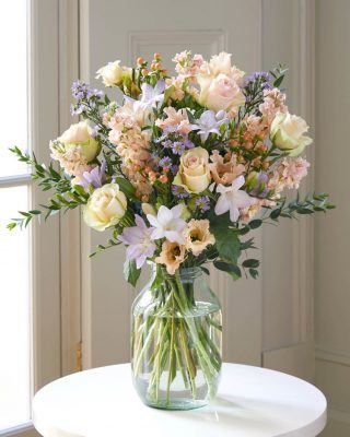 bouquet-with-lisianthus-2-320x400.jpg