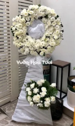 Kệ Hoa Chia Buồn Phương Xa