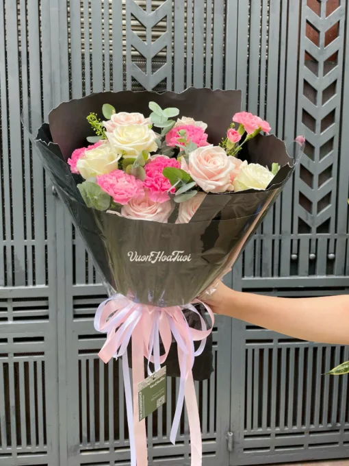 Bó Hoa Cẩm Chướng Hồng PinkWhite Rose