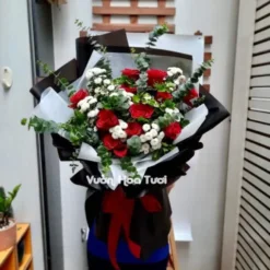 Bó Hoa Hồng Đỏ Calimero Trắng