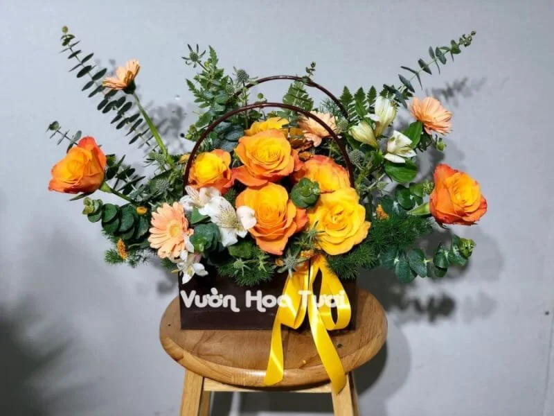 giỏ hoa hồng Cam Đế Vương