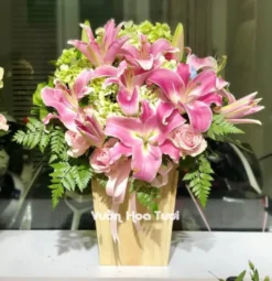 Lẵng hoa ly chúc mừng sinh nhật