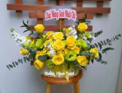 Giỏ hoa hồng vàng