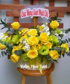 Giỏ hoa hồng vàng