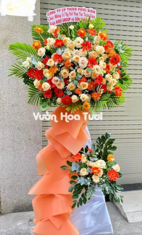 Kệ Hoa Hồng Cam Khai Trương Thành Công Song Hành