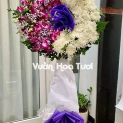 Kệ Hoa Chia Buồn Trắng Tím