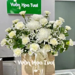 Lẵng Hoa Chia Buồn Để Bàn