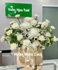 Lẵng Hoa Chia Buồn Để Bàn