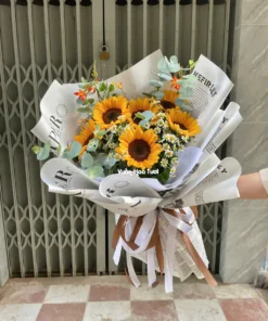 Bó Hoa Hướng Dương Thành Danh Vươn Xa