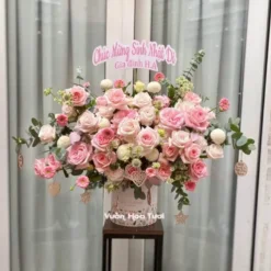 Lẵng Hoa Sinh Nhật Hạnh Phúc Tuổi Mới