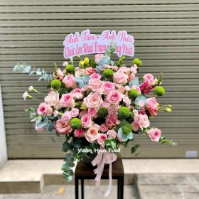 Lẵng Hoa Hồng Lạc Thần