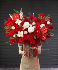 Sắc Đỏ May Mắn Lẵng Hoa Chúc Mừng Vườn Hoa Tươi