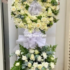 Vòng Hoa Chia Buồn Tinh Tế 07