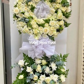 Vòng Hoa Chia Buồn Tinh Tế 07