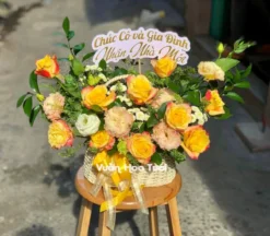 Giỏ hoa hồng vàng phượng hoàng