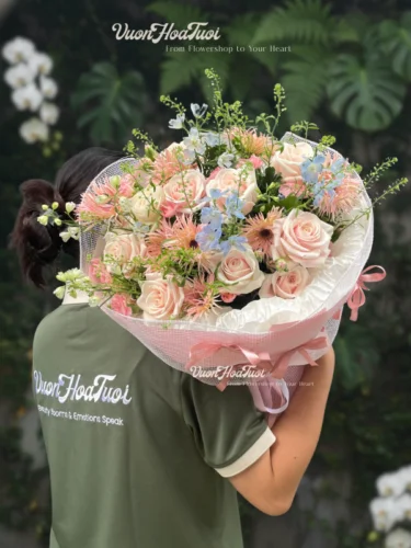 Sinh Nhật Vợ Tặng Hoa Gì Bật Mí Cách Chọn Hoa Sinh Nhật Tặng Vợ Yêu Bó Hoa Hồng Kem Dâu Quyến Rũ Black Smooth