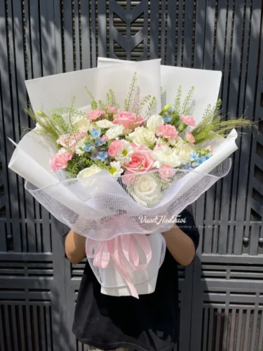 Bó Hoa Hồng Kem Dâu Mãi Thương Bó Hoa Tươi Yêu Thương Mỗi Ngày