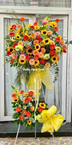 Kệ Hoa Khai Trương Sunflower Tropical