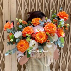 Giỏ Hoa Hồng Cam Spirit 11 Kỷ Niệm Tuyệt Vời
