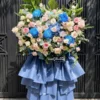 kệ hoa chúc mừng Blue Ember