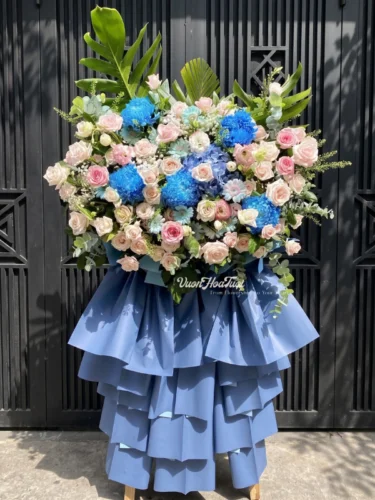 Kệ hoa chúc mừng Blue Ember kệ hoa chúc mừng Blue Ember