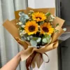 Bó Hoa Hướng Dương 03 Bông Lá Bạc Tốt Nghiệp Bó hoa Hướng Dương 03 Bông Lá Bạc