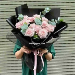 Bó Hoa Hồng Kem Dâu BlackLove 2