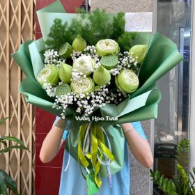 Bó Hoa Sen Xanh Tặng Bà