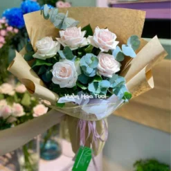 Bó Hoa sinh nhật kem dâu dễ thương 5 bông