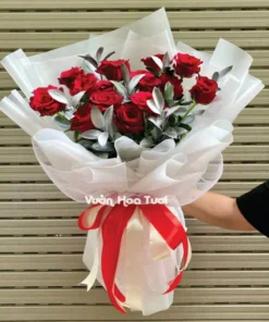 Bó Hoa Hồng Đỏ Lá Bạch Kim