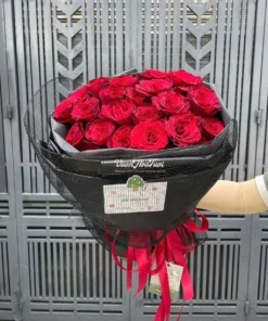 Bó Hoa Hồng Đỏ Bó Tròn Xinh Xắn