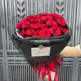 Bó Hoa Hồng Đỏ Bó Tròn Xinh Xắn