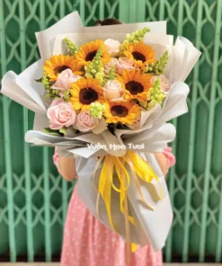 Hoa Bó Hướng Dương Và Hoa Hồng