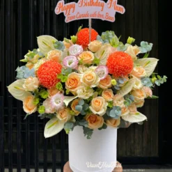 Lẵng Hoa Chúc Mừng Phụ Nữ Hồng Cam Pastel