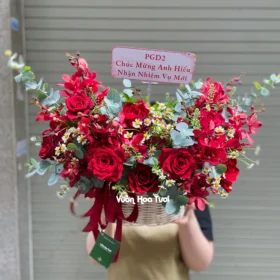 Giỏ Hoa Chúc Mừng Hồng Đỏ May Mắn Phồn Vinh