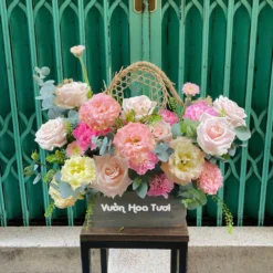 Giỏ hoa cát tường tặng mẹ