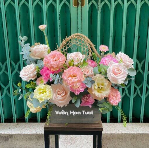 Giỏ hoa cát tường tặng mẹ