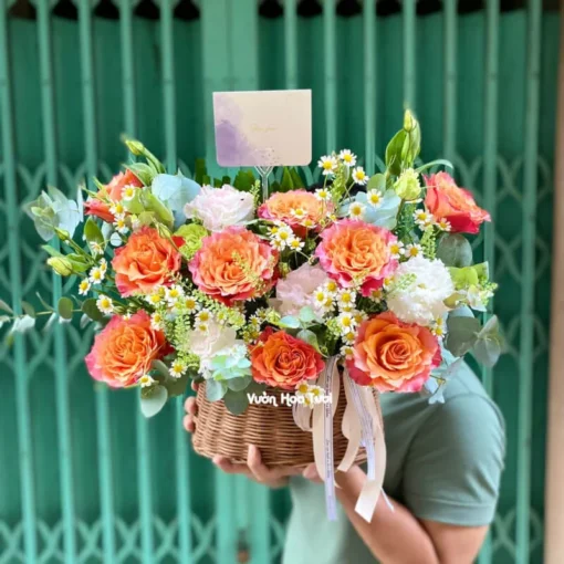 Giỏ Hoa Sinh Nhật Hồng Cam Thân Thương