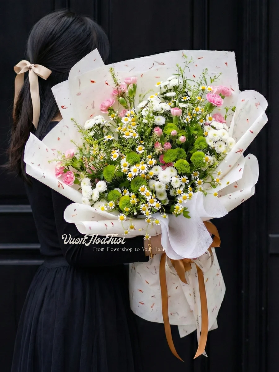 Garden Joy Birhtdays Hoa bó Garden Joy Birthday tone màu rực rỡ tại Vườn Hoa Tươi - Quà tặng sinh nhật sang trọng.