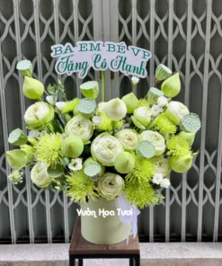 Lẵng Hoa Sen Trắng Xanh Tại Đặt Hoa Online Vườn Hoa Tươi