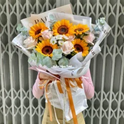 Bó Hoa Hướng Dương - Giấy Trắng