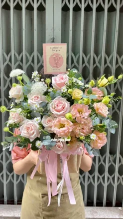 Hộp Hoa Sinh nhật cát tường Hồng Kem