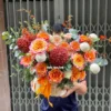 Giỏ Hoa Tươi Sang Trọng Tone Nâu Cam Giỏ hoa tươi Phong cách sang trọng Cam Nâu
