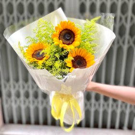 Bó Hoa Hướng Dương Tốt Nghiệp Hoàng Anh