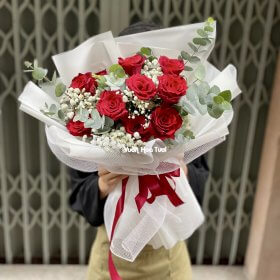 bó hoa hồng sinh nhật đỏ ngọt ngào
