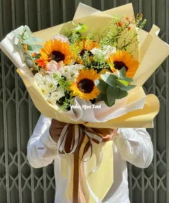 Bó hoa hướng dương chào ngày nắng